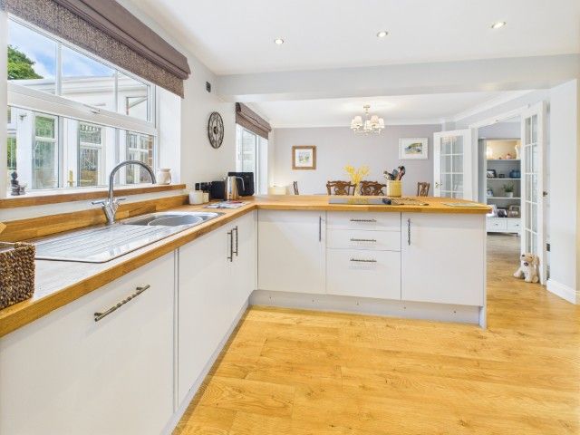Additional image 9 of 5 bed detached house for saleRockfield Way, Undy NP26