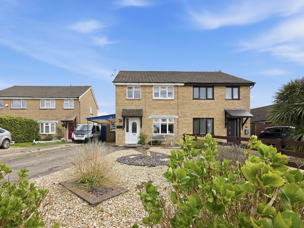 3 bed semi-detached house for saleDancing Close, Undy NP26