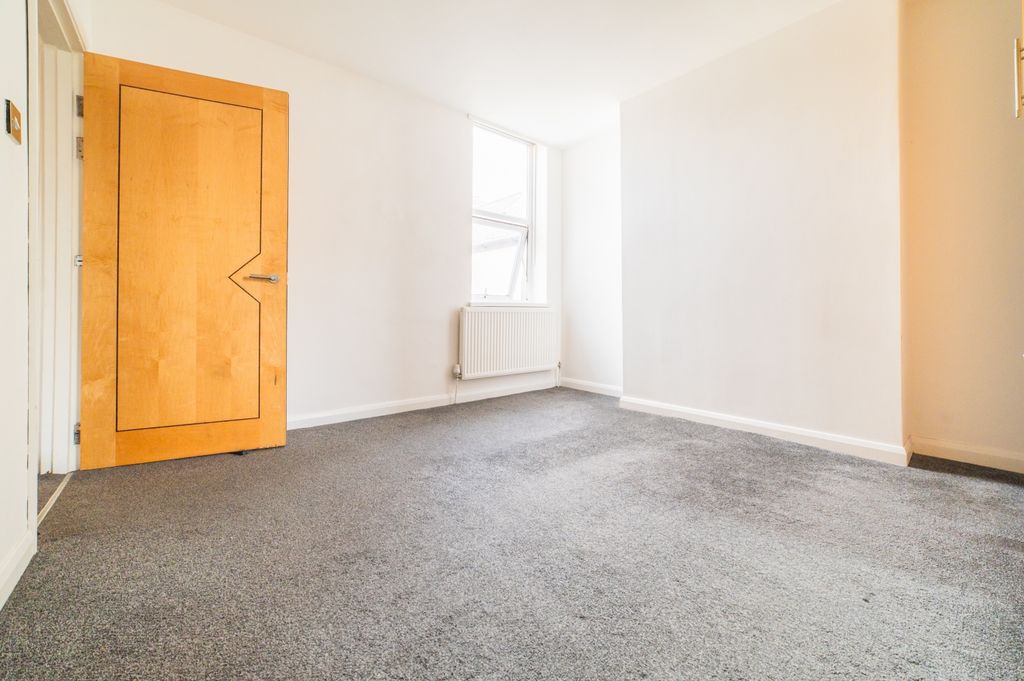 Additional image 14 of 2 bed flat for saleKimberley Road, Penylan CF23