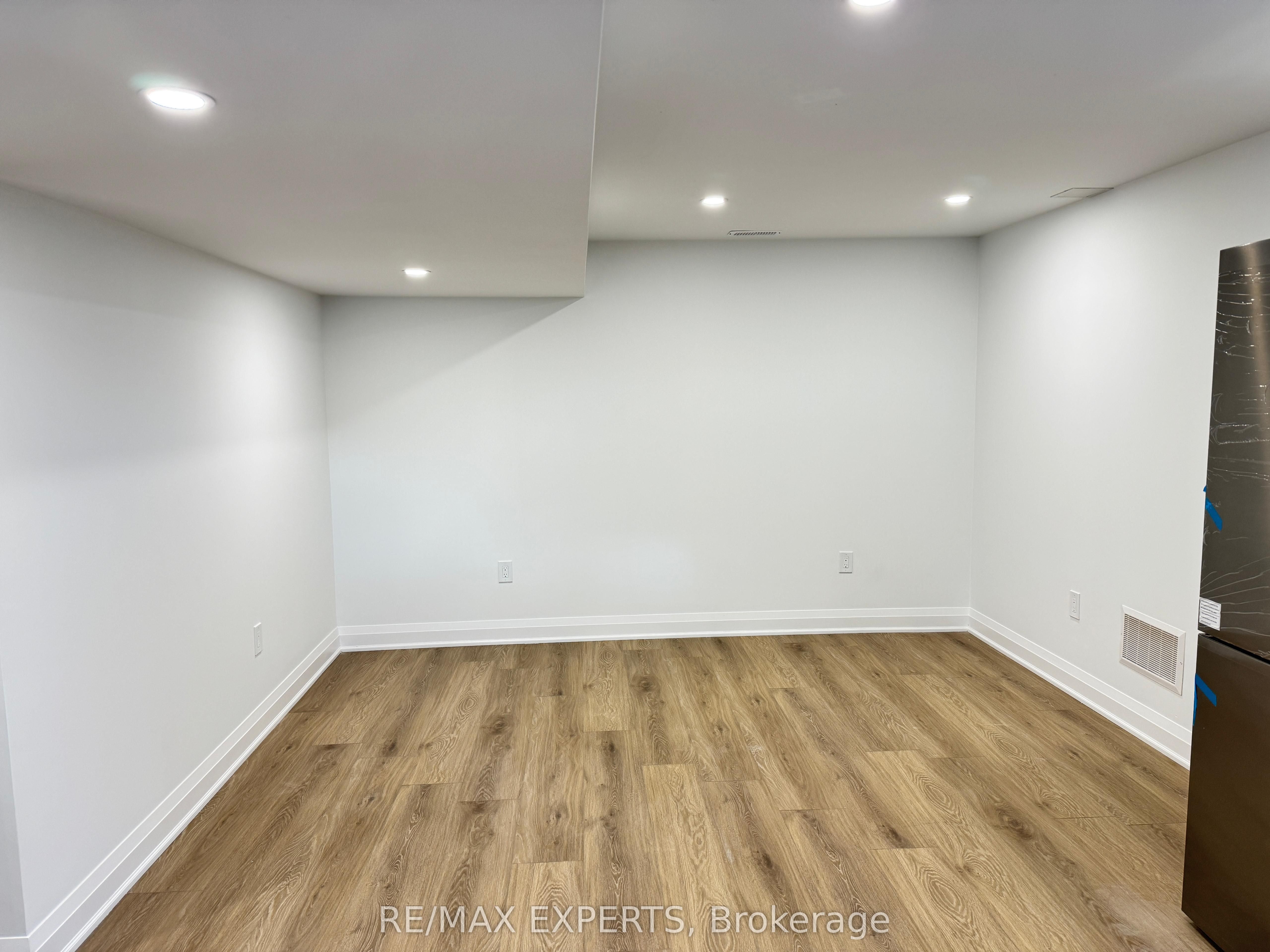 Additional image 2 of 1279 Sweetfern Crescent, Milton, ON, L9E 1M1