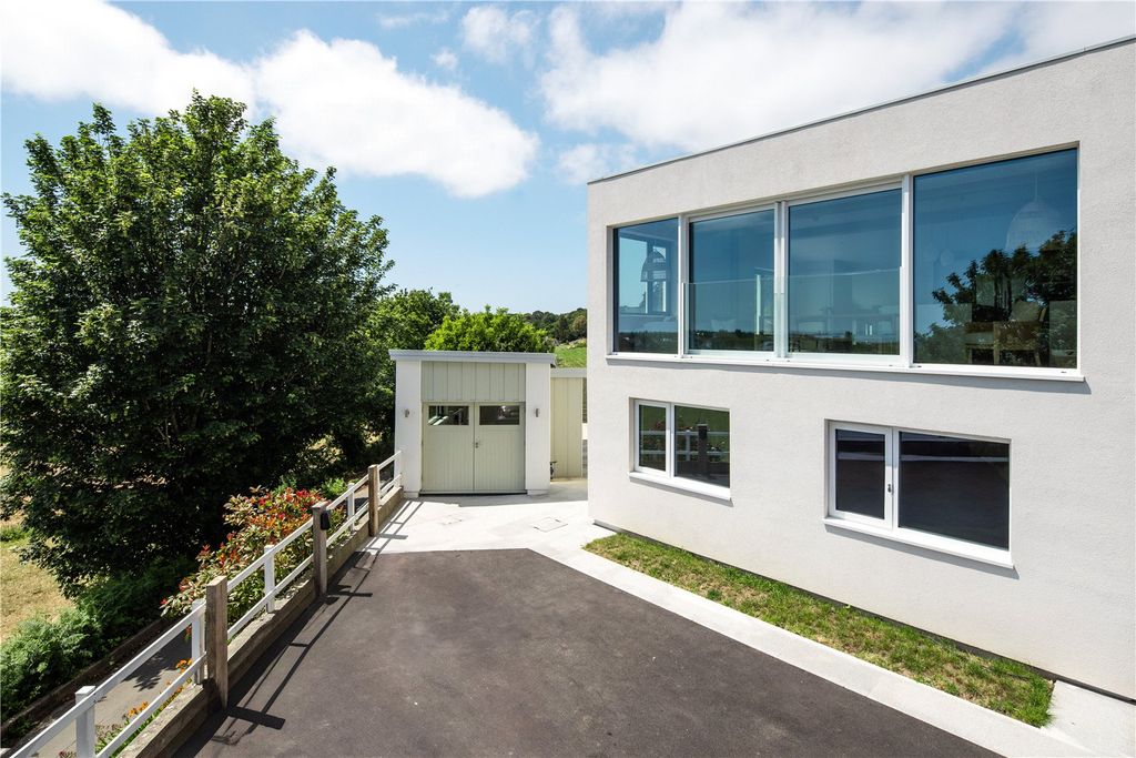3 bed end terrace house for saleLes Jardins Des Cures, Le Chemin Des Maltieres, Grouville, Jersey JE3