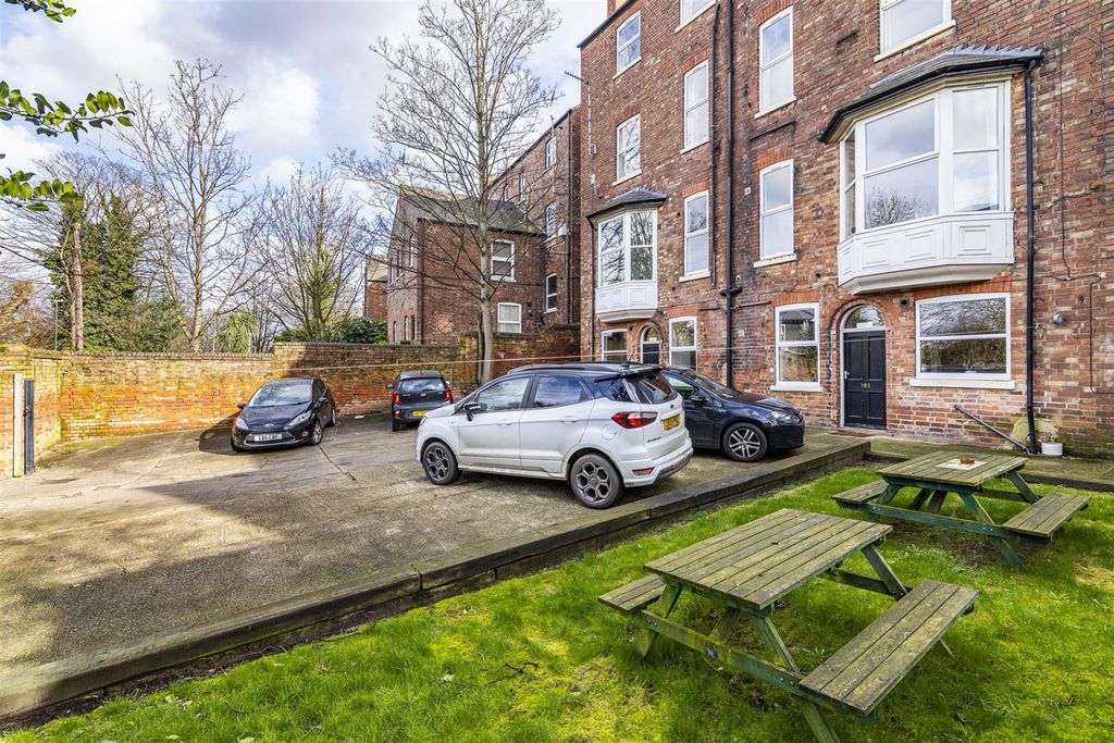 Additional image 14 of 16 bed detached house for saleWaterloo Road, Nottingham NG7