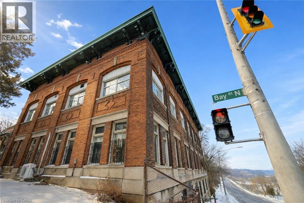 A-231 Bay Street North, Hamilton, ON, L8R2R1