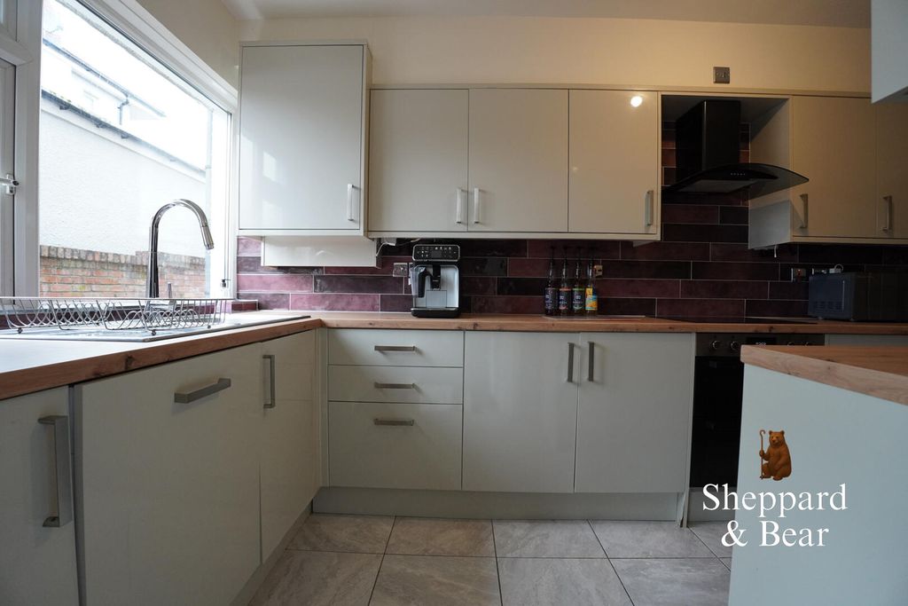 Additional image 12 of 2 bed maisonette for saleCyncoed Road, Cardiff CF23