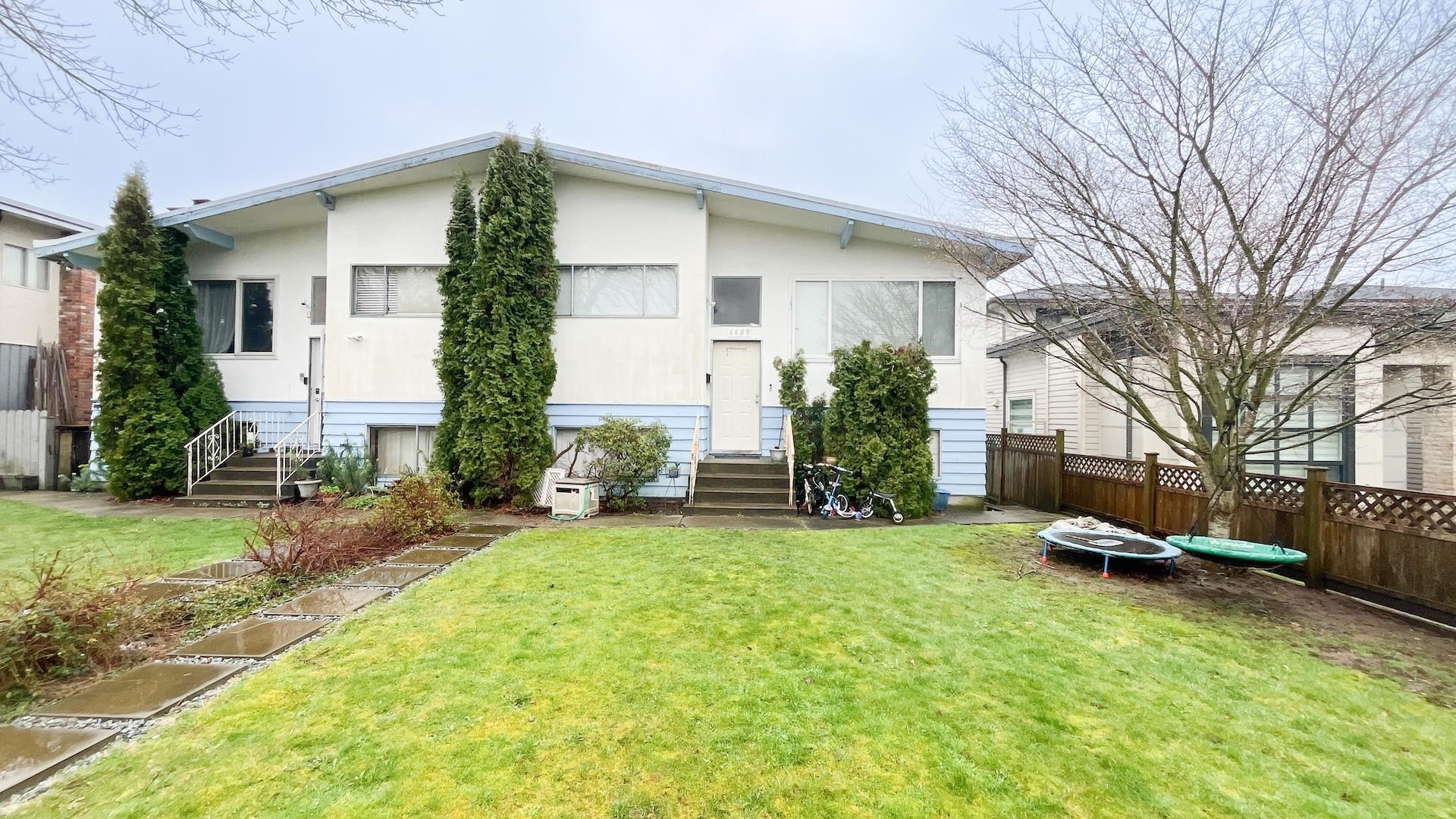 6611 Lakeview Avenue, Burnaby, BC, V5E 2P6