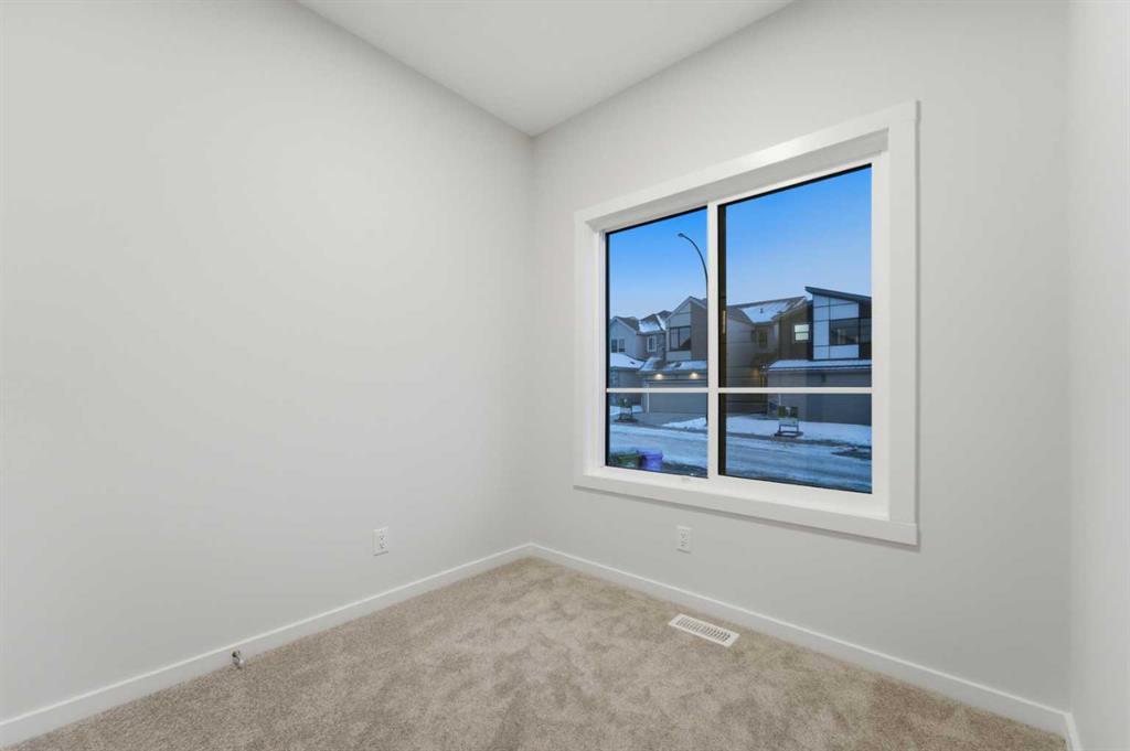 Additional image 4 of 8 Heartwood Lane SE, Calgary, AB, T3S 0P9