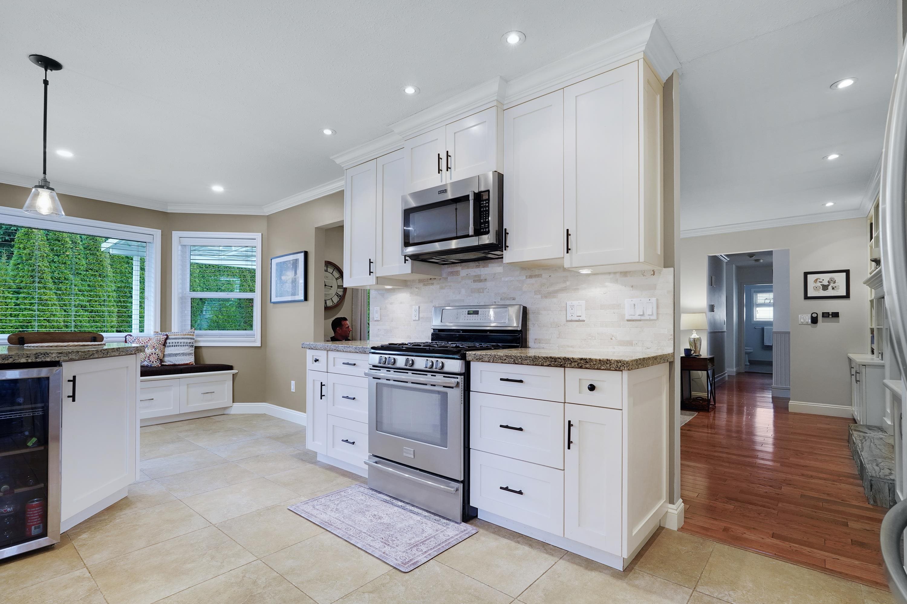 Additional image 5 of 9424 154a Street, Surrey, BC, V3R 9C8