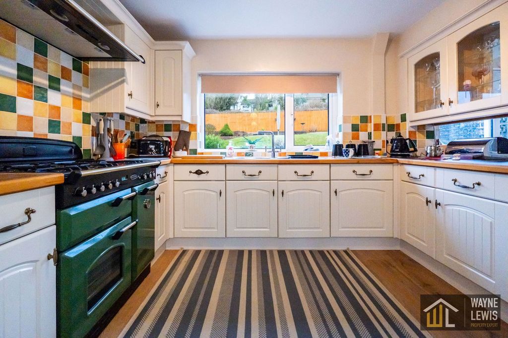 Additional image 8 of 4 bed detached house for saleMaes Y Sarn, Pentyrch, Cardiff CF15