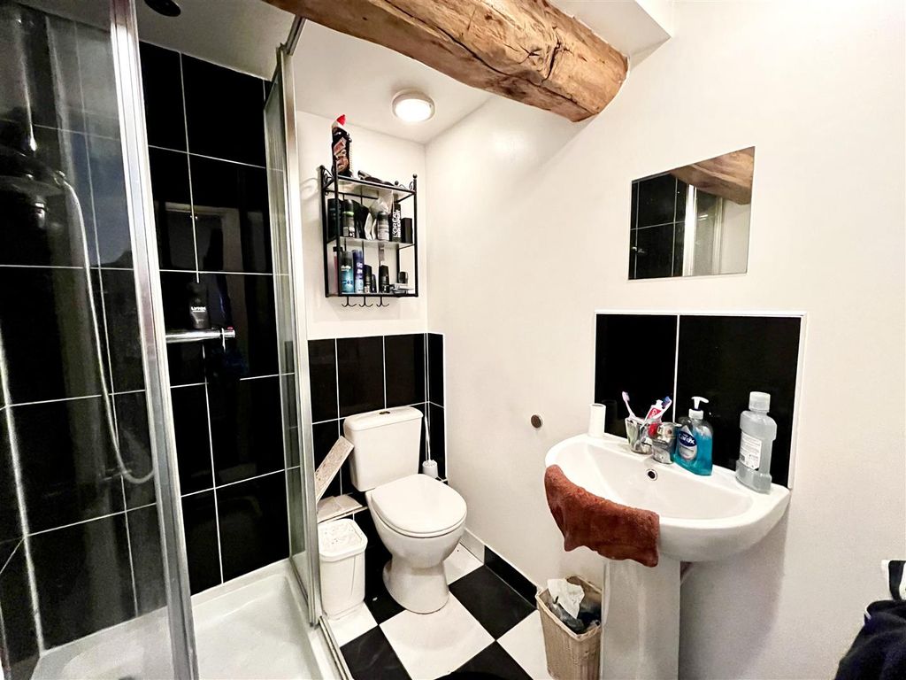 Additional image 10 of 4 bed flat for saleMarket Place, Coleford GL16