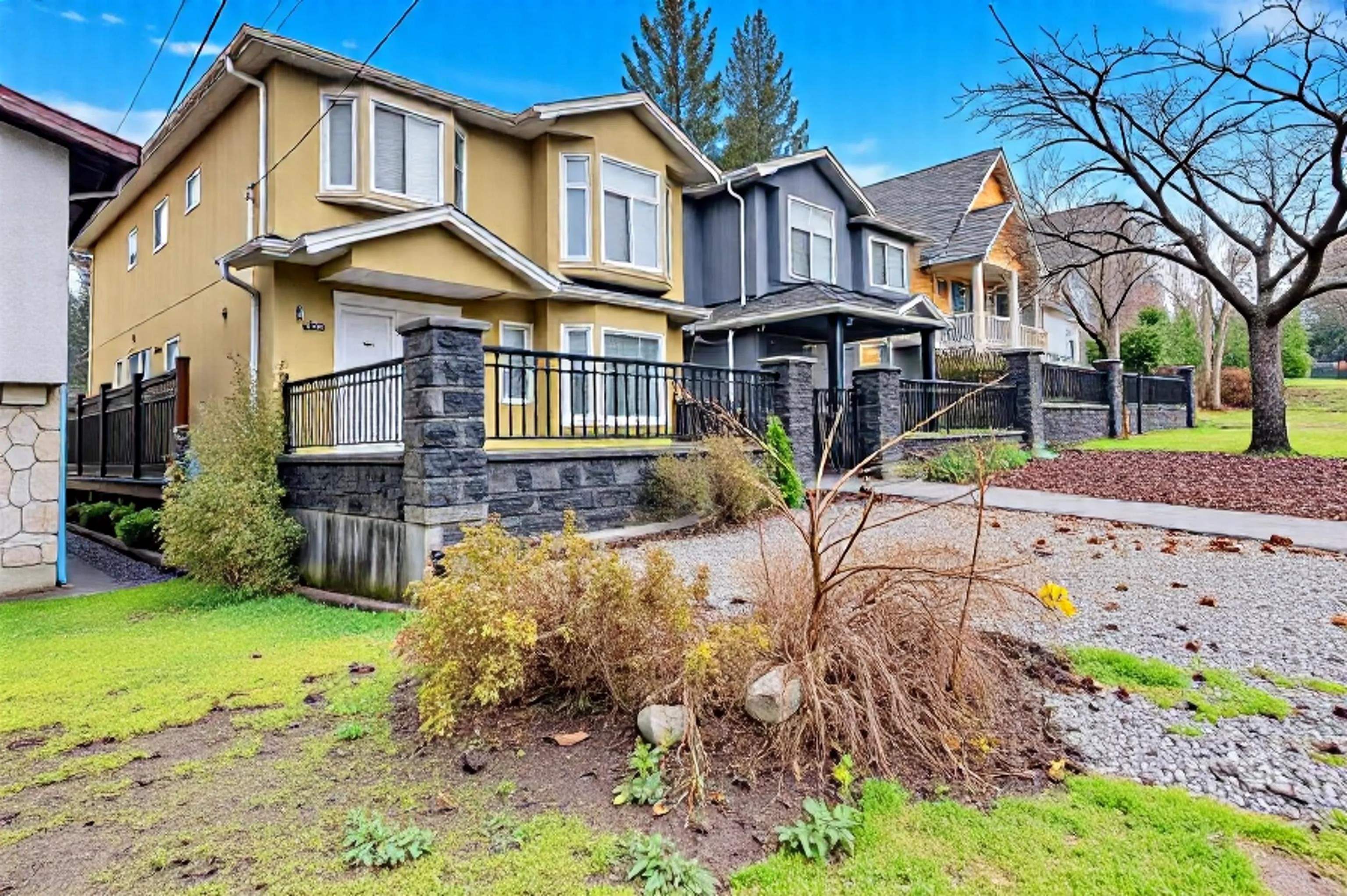 Additional image 2 of 7332 1st Street, Burnaby, BC, V3N 3S8