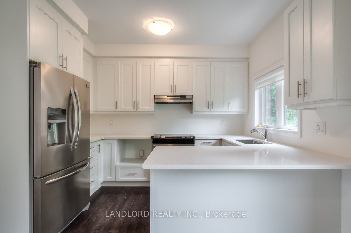 23 Kenneth Wood Crescent, Toronto, ON, M2N 0K3