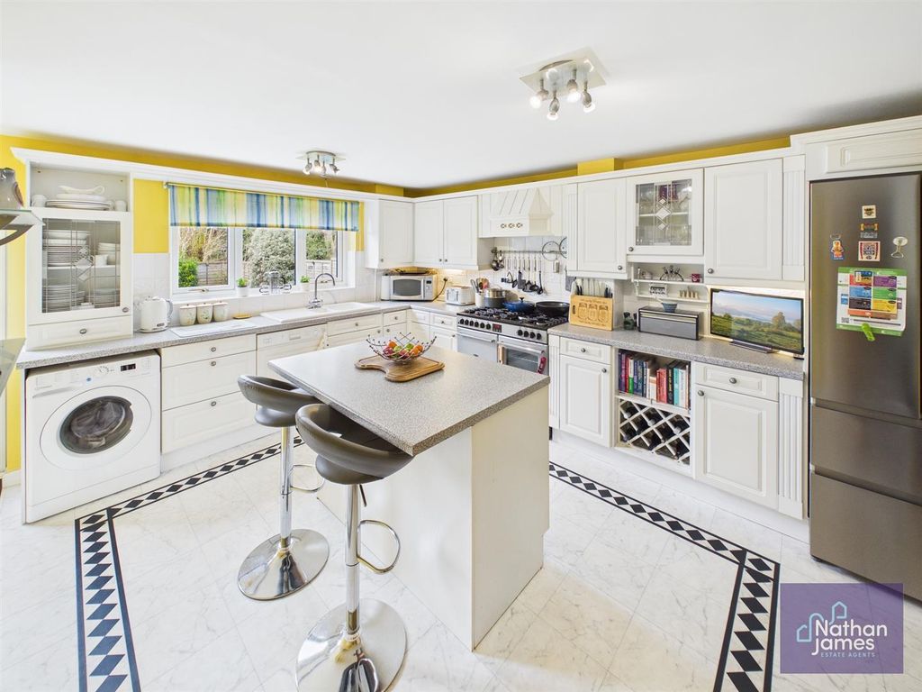 Additional image 3 of 4 bed property for saleChestnut Drive, Rogiet, Caldicot NP26