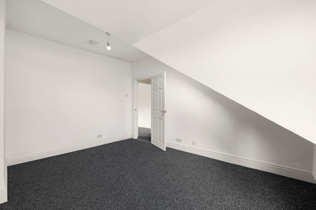 Additional image 12 of 3 bed property for saleLlandaff Road, Cardiff CF11