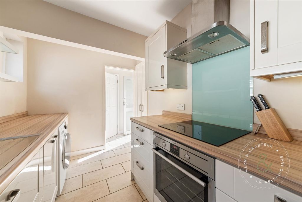 Additional image 8 of 4 bed semi-detached house for saleKing George V Drive East, Cardiff CF14