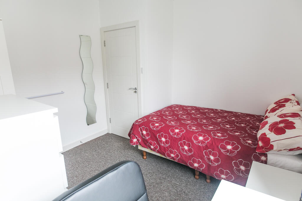 Additional image 10 of Mostyn Road - 5 bed, Edgbaston, West Midlands, B16