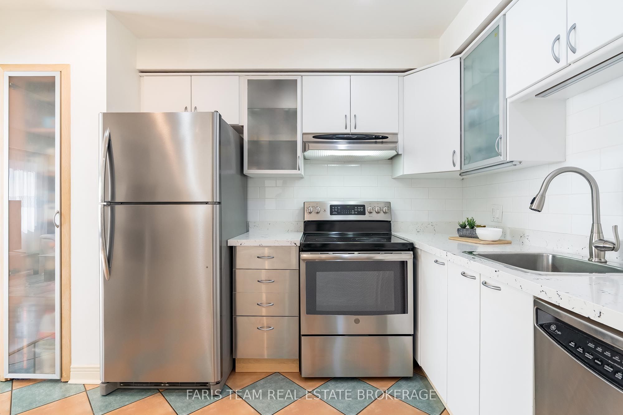 Additional image 6 of 18-2075 Asta Drive, Mississauga, ON, L5A 2T5
