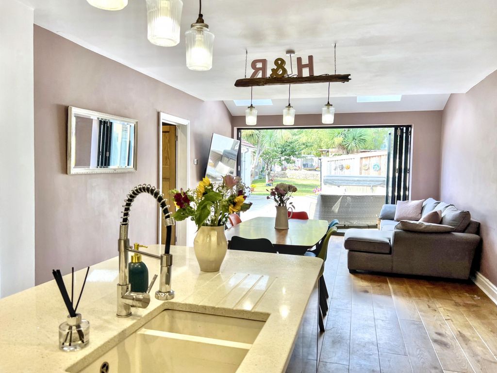 Additional image 4 of 5 bed detached house for saleOutstanding, Extended 1930S Home 29, Church Road, Caldicot, Monmouthshire NP26