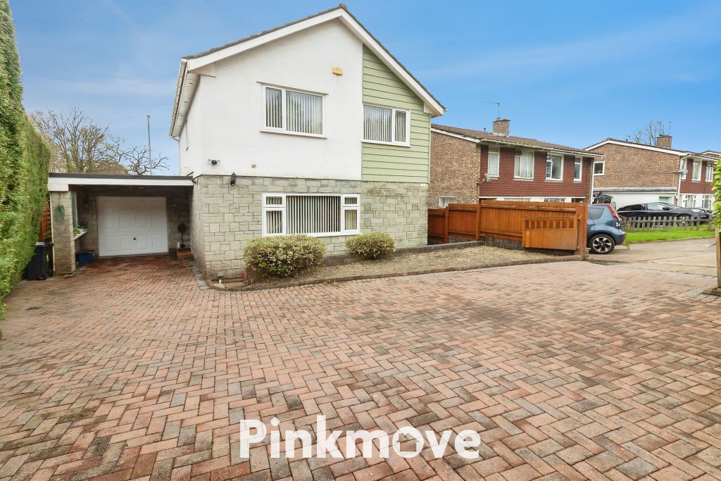 4 bed detached house for saleWebley Close, Caerleon, Newport NP18