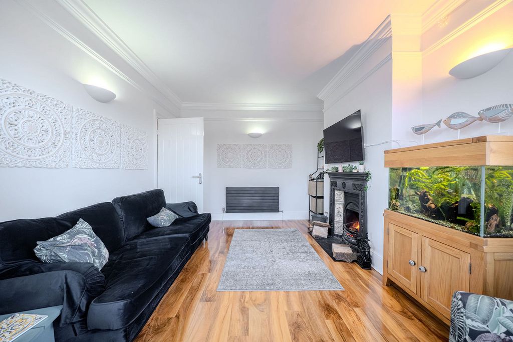 Additional image 8 of 3 bed semi-detached house for saleStation Road, Newport NP18