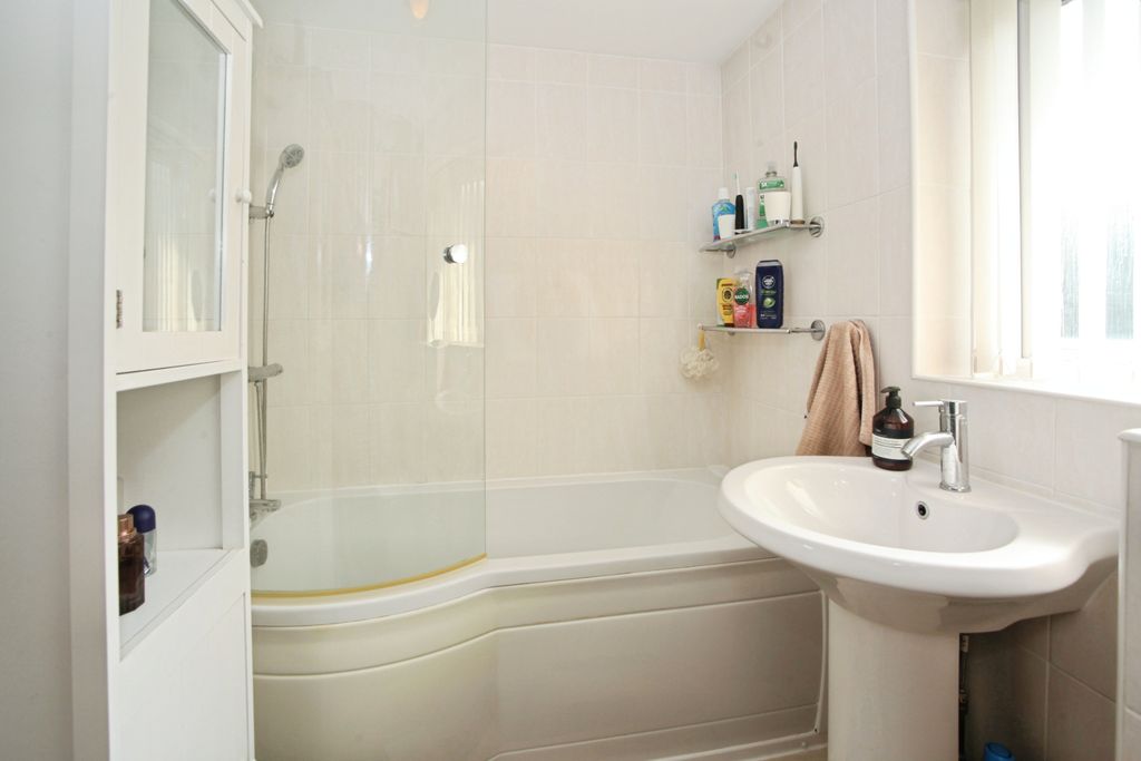Additional image 15 of 3 bed semi-detached house for saleBroadwood Close, Newport NP19