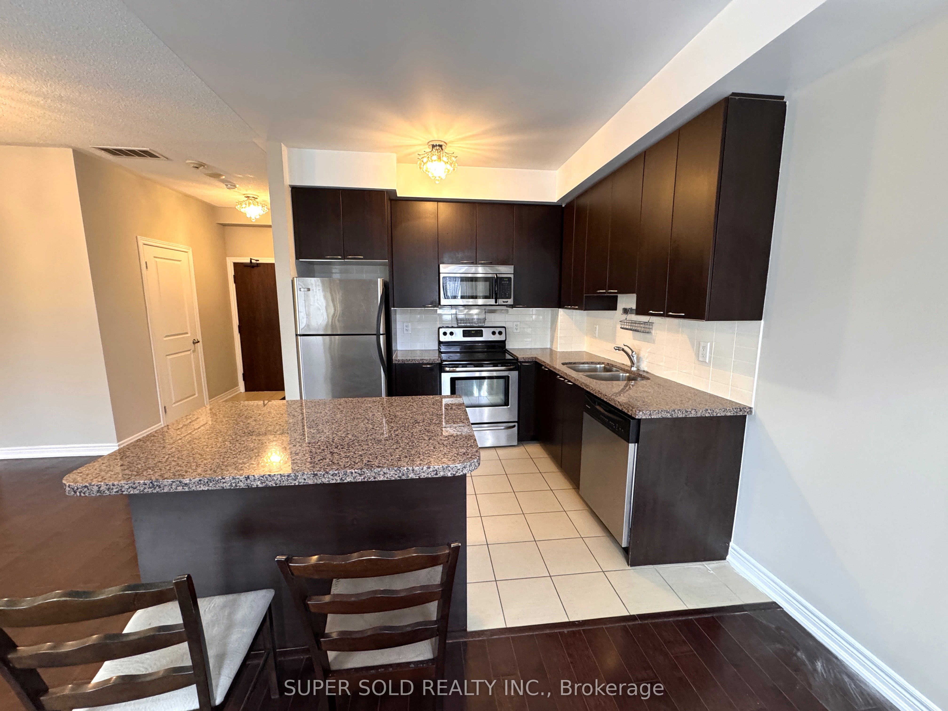 Additional image 6 of 128-383 Prince Of Wales Drive, Mississauga, ON, L5B 0C7