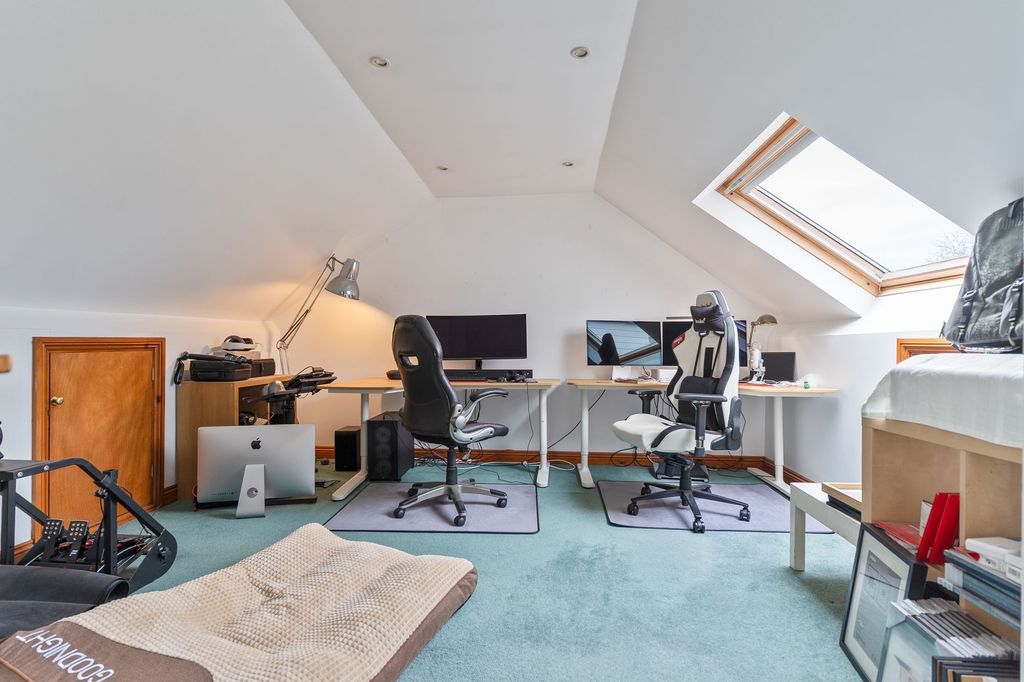 Additional image 18 of 3 bed detached house for saleEveswell Park Road, Newport NP19