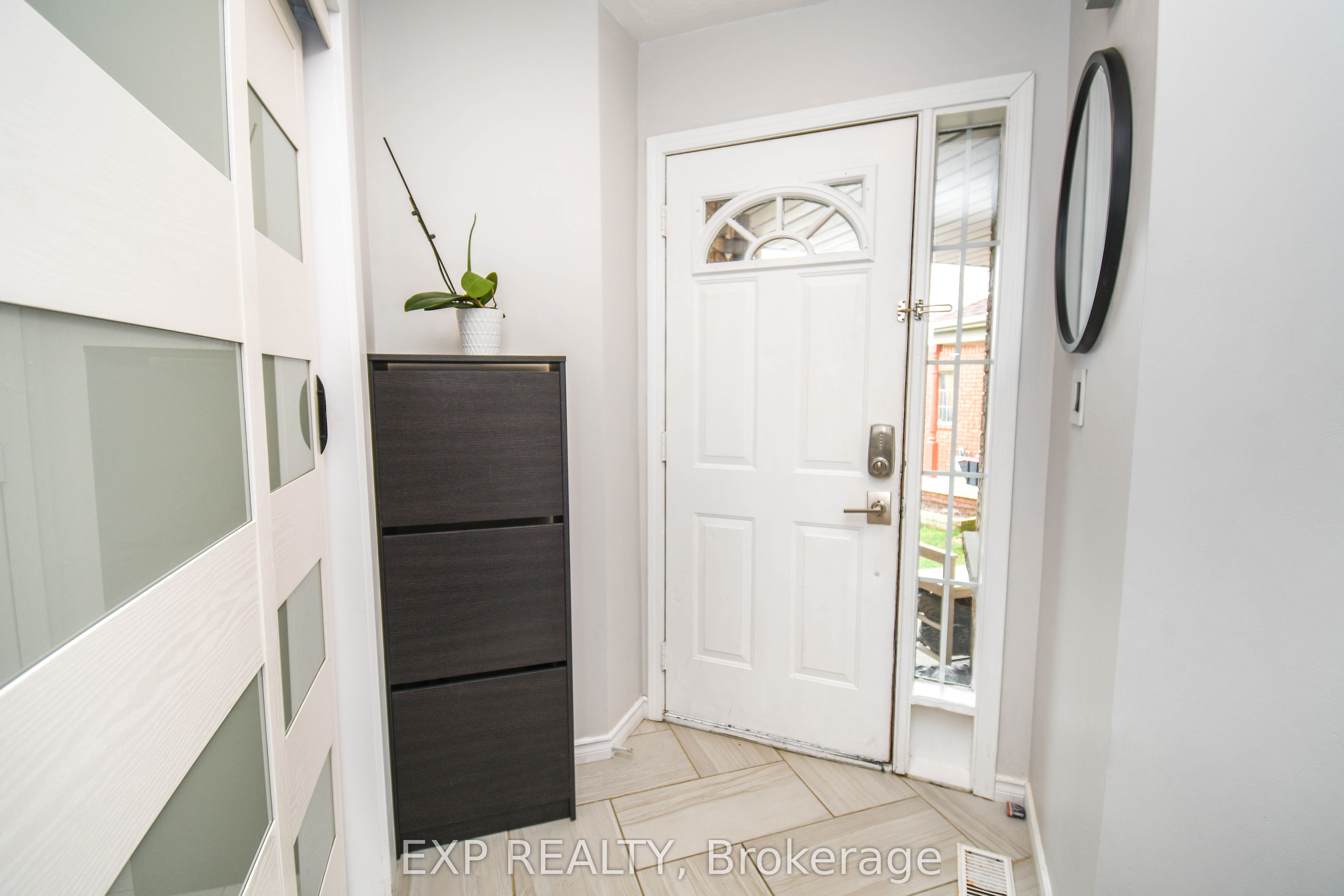 Additional image 6 of 30 Aikens Crescent, Barrie, ON, L4N 8M6