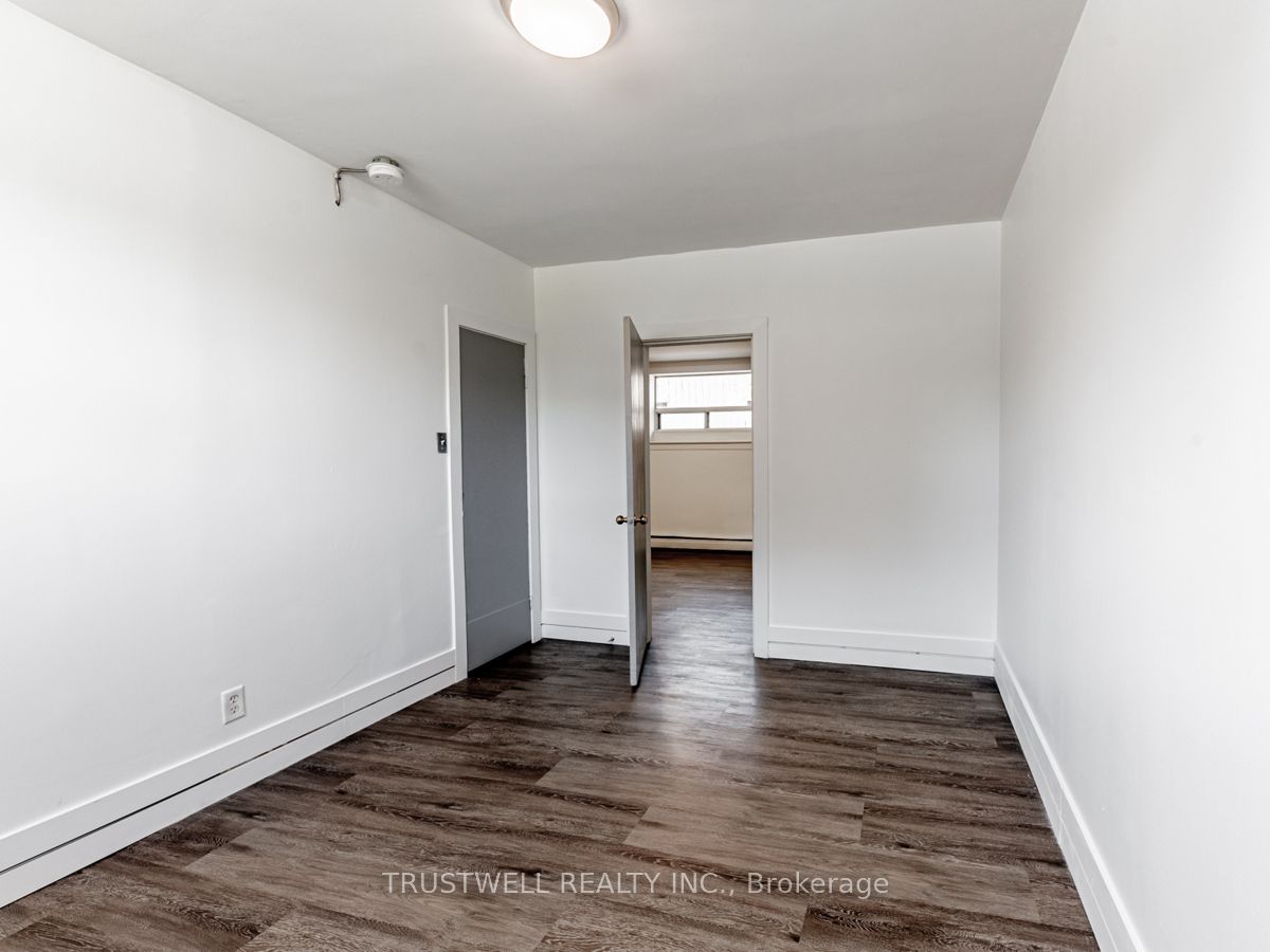 Additional image 6 of 1-105 Mary Street E, Whitby, ON, L1N 2P3