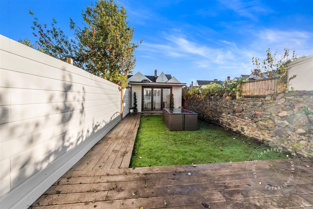 Additional image 6 of 4 bed terraced house for saleDogo Street, Pontcanna, Cardiff CF11