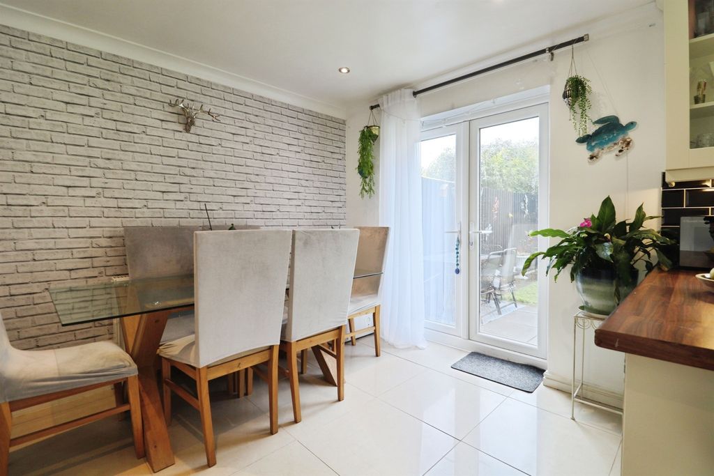 Additional image 6 of 4 bed detached house for saleAston Place, St. Mellons, Cardiff CF3