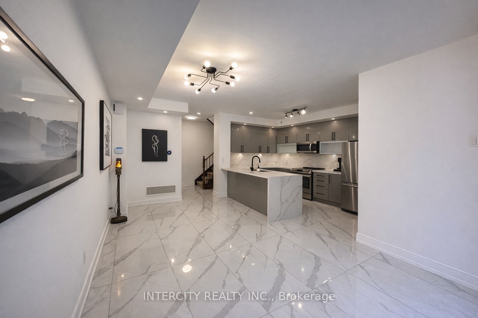 8-7 Brighton Place, Vaughan, ON, L4J 0H1 photo 2