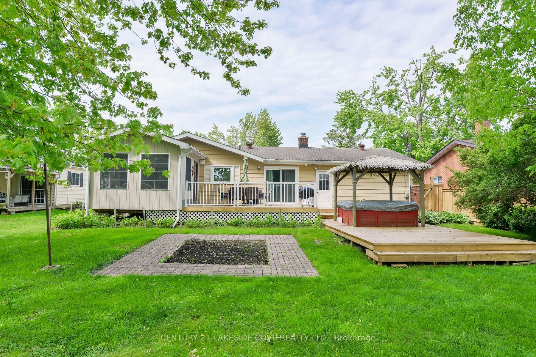 9 Pinetree Court, Ramara, ON, L0K 1B0