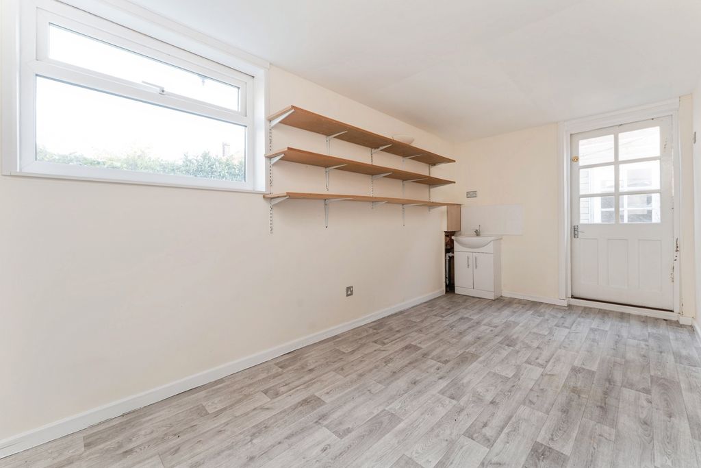 Additional image 26 of 4 bed semi-detached house for saleLong Reach Road, Cambridge, Cambridgeshire CB4