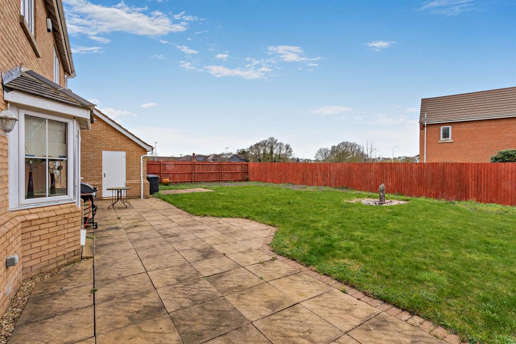 Additional image 2 of 7 bed detached house for saleLoch Fyne Close, Orton Northgate, Peterborough PE2