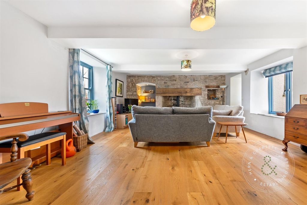 Additional image 26 of 3 bed end terrace house for saleThe Farmhouse, Great House Farm, St Fagans, Cardiff CF5