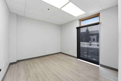 Additional image 8 of 8-4622 61 Street, Red Deer, AB, T4N 1C2