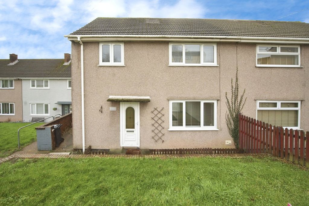 3 bed semi-detached house for saleAberthaw Road, Newport NP19