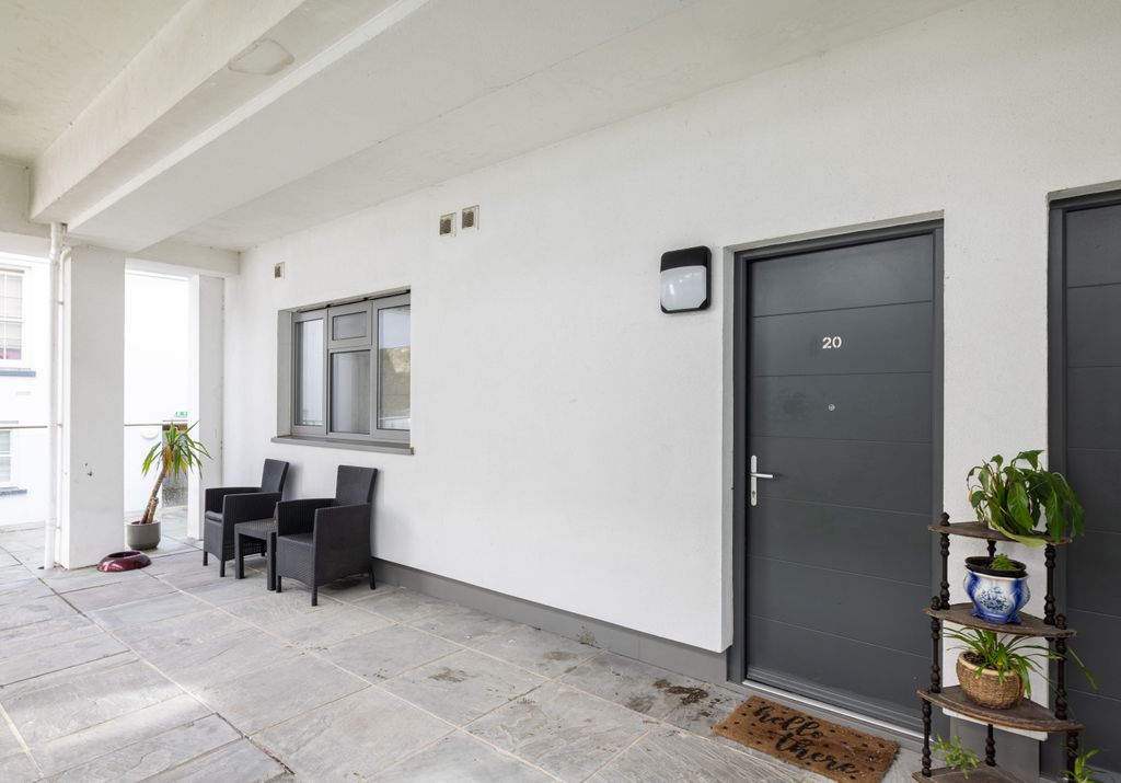 Additional image 5 of 2 bed flat for saleDon Road, St. Helier, Jersey JE2