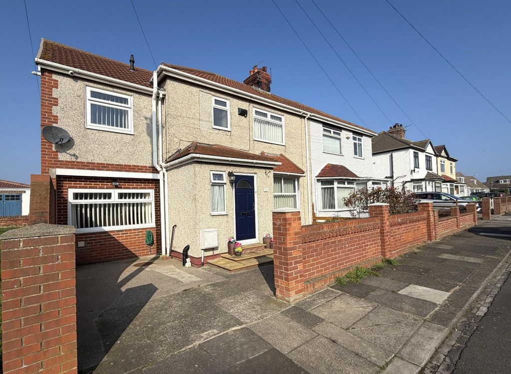 4 bed semi-detached house for saleBolton Grove, Seaton Carew, Hartlepool TS25