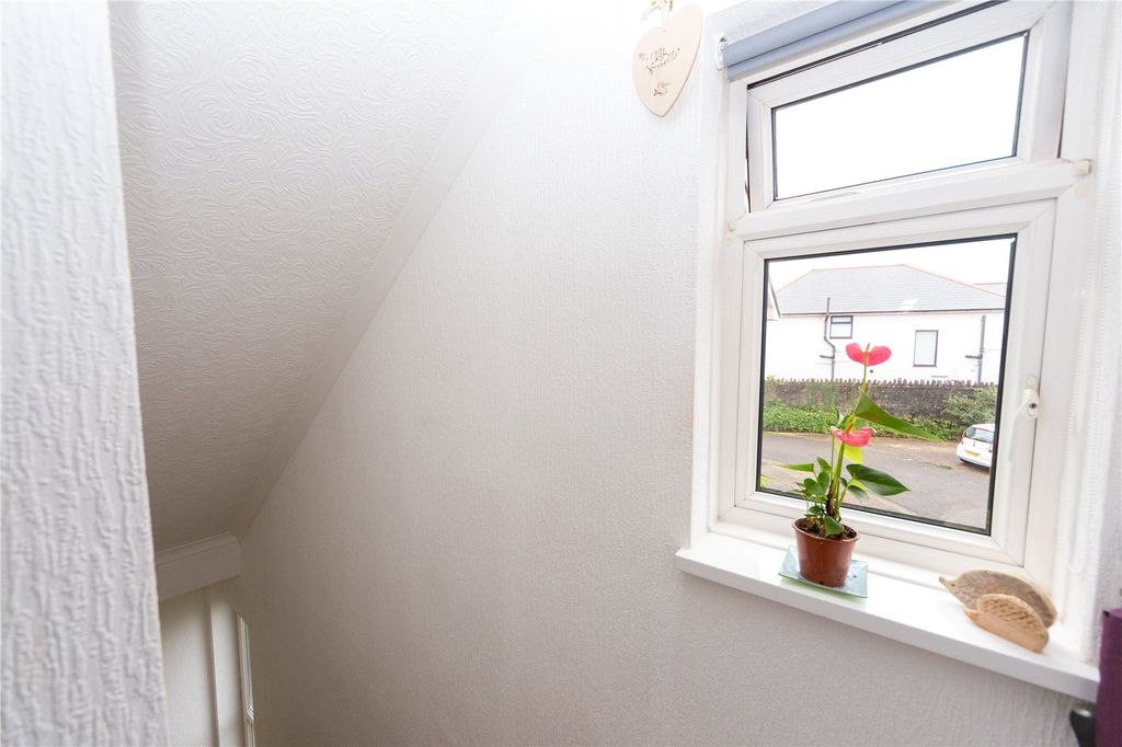 Additional image 6 of 1 bed flat for salePenlline Court, Penlline Road, Whitchurch, Cardiff CF14