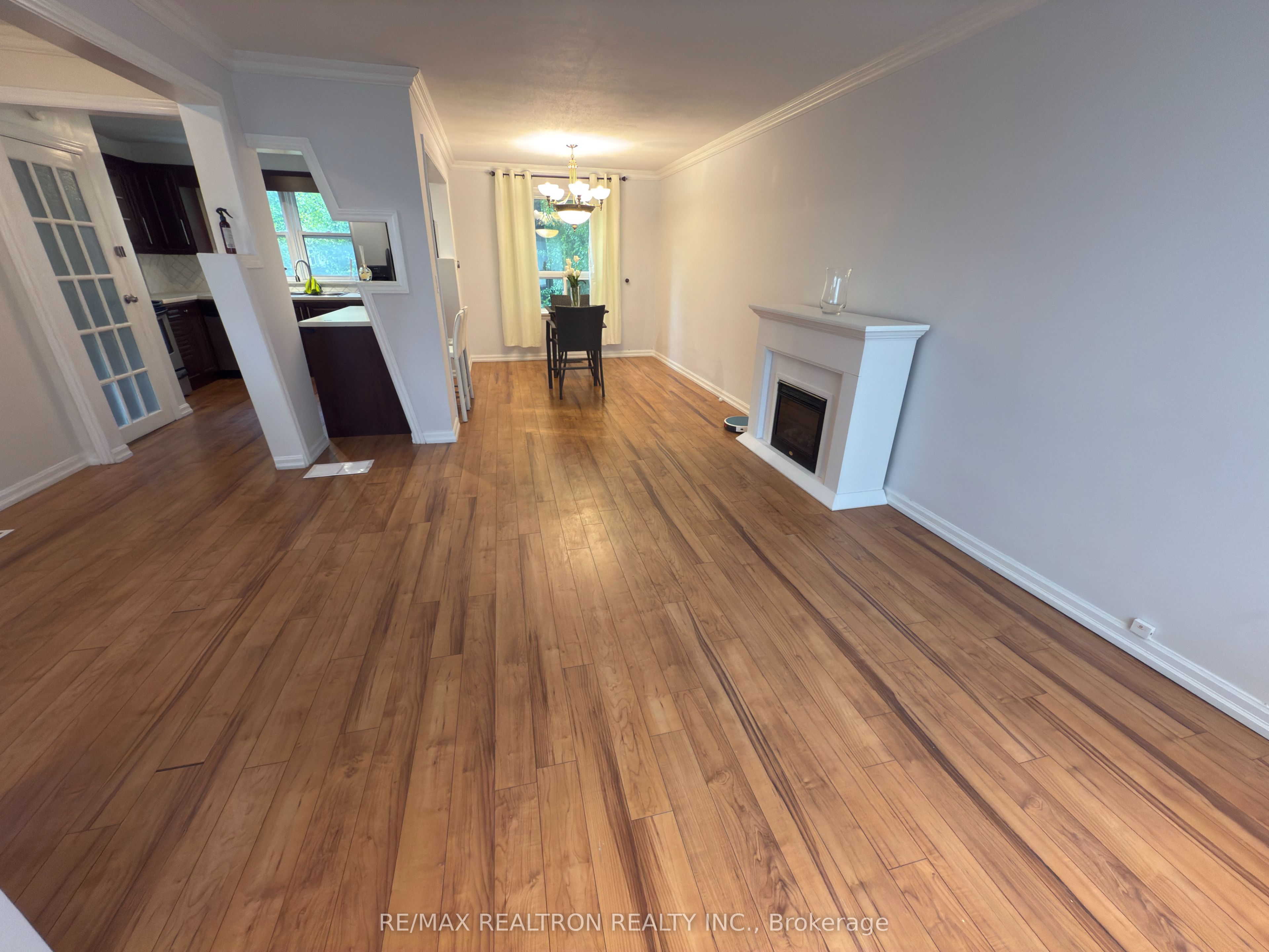 Additional image 2 of 250 Mcconvey Drive, Richmond Hill, ON, L4C 3K2