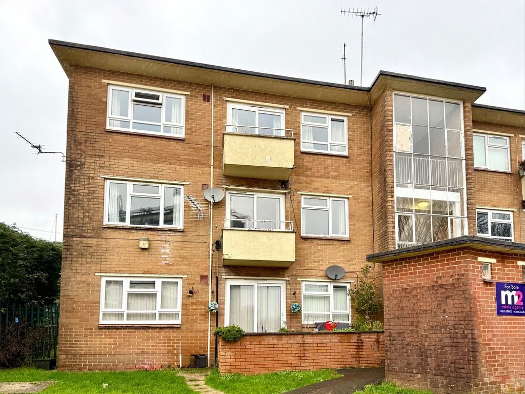 2 bed flat for saleShakespeare Crescent, Newport NP20