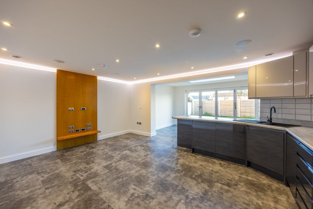 Additional image 11 of 3 bed end terrace house for saleRue De Bouverie, Castel, Guernsey GY5
