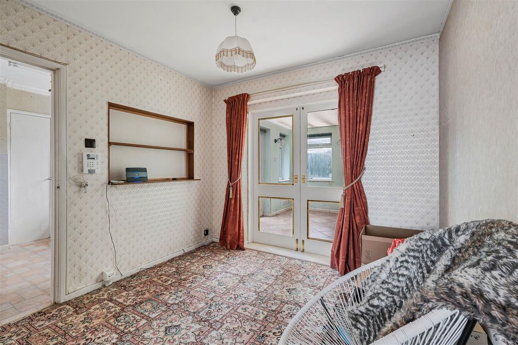 Additional image 6 of 3 bed semi-detached house for saleFairbairn Road, Cambridge CB4