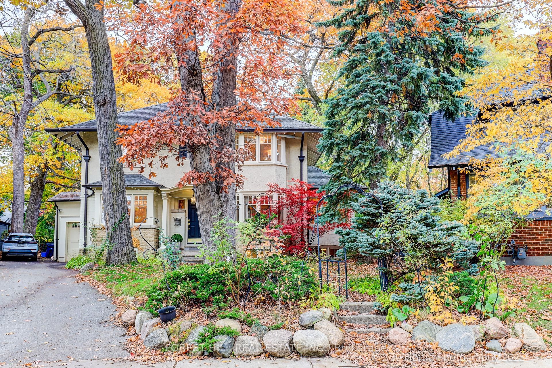 91 Braemore Gardens, Toronto, ON, M6G 2C7