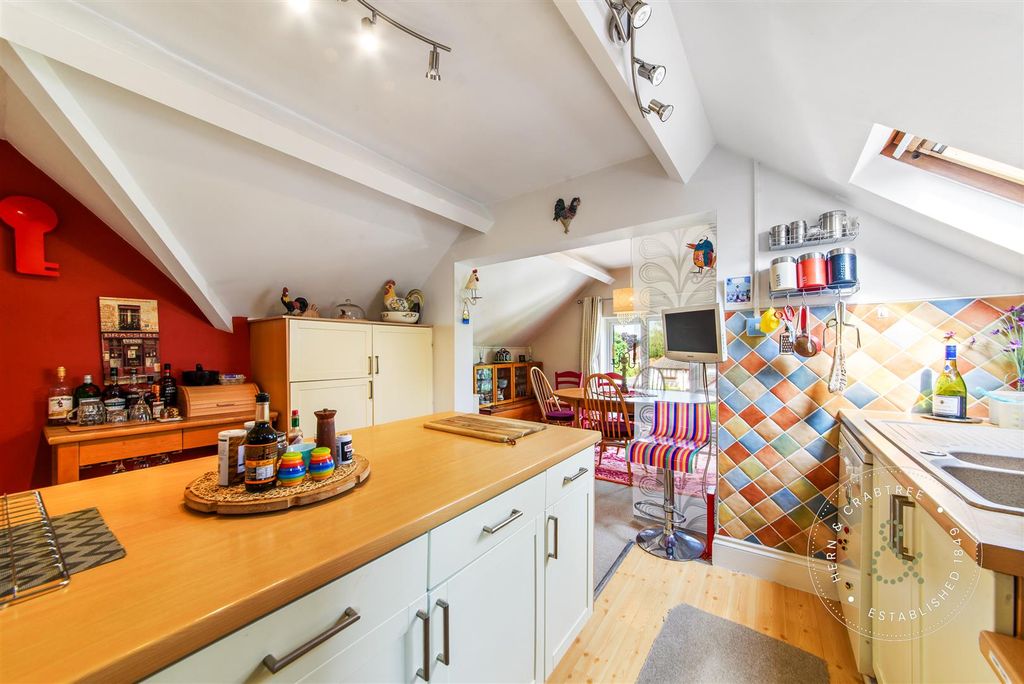 Additional image 28 of 3 bed flat for saleSilverton, Fairwater Road, Llandaff, Cardiff CF5