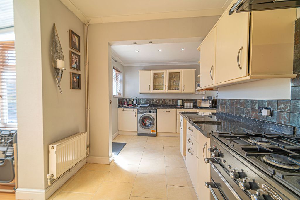 Additional image 6 of 3 bed semi-detached house for saleMalpas Road, Newport NP20