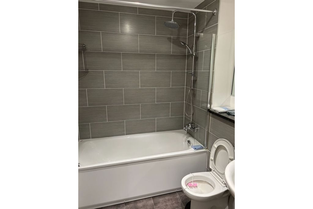 Additional image 12 of 2 bed flat for saleHavannah Street, Cardiff CF10
