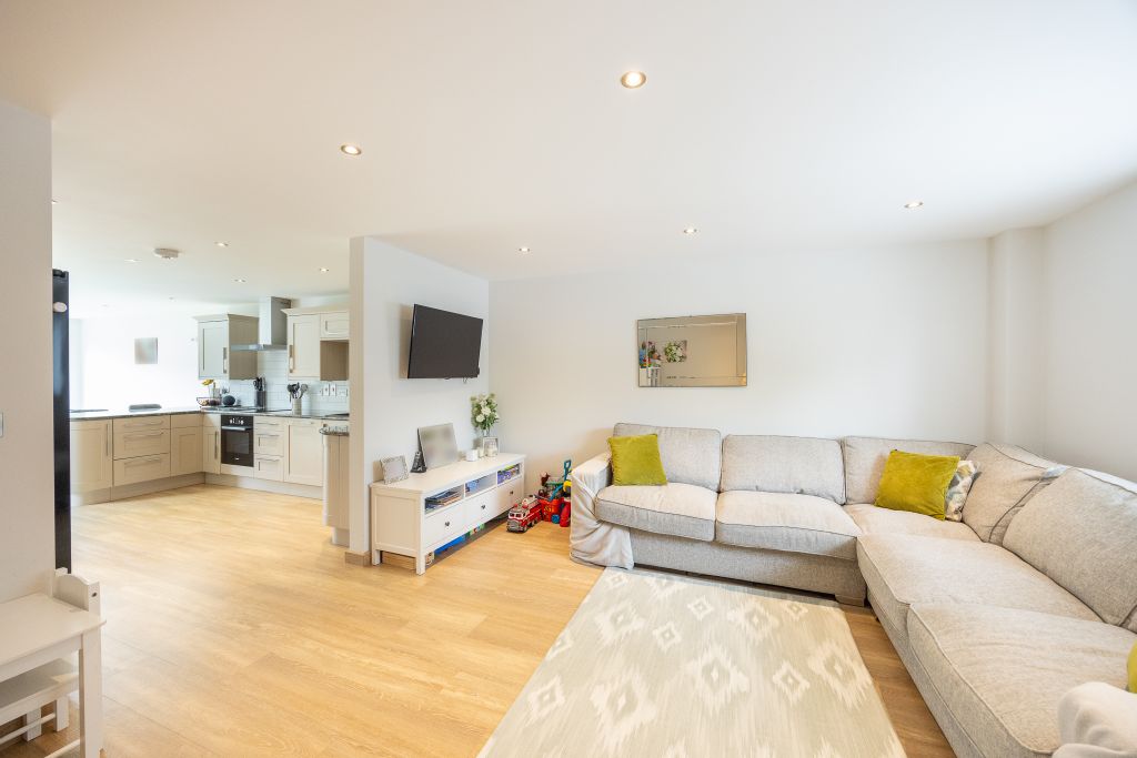 Additional image 3 of 4 bed semi-detached house for saleVictoria Avenue, St. Sampson, Guernsey GY2