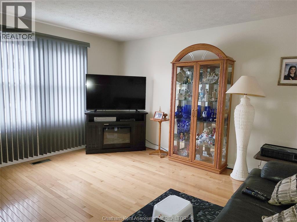 Additional image 3 of 15 Monarch Drive, Chatham, ON, N7L5G6